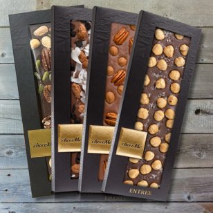 Tejcsokoládé olajos magvakkal chocoMe 110g