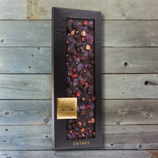   Étcsokoládé gyümölcsökkel és ibolyaszirommal, chocoMe 110g